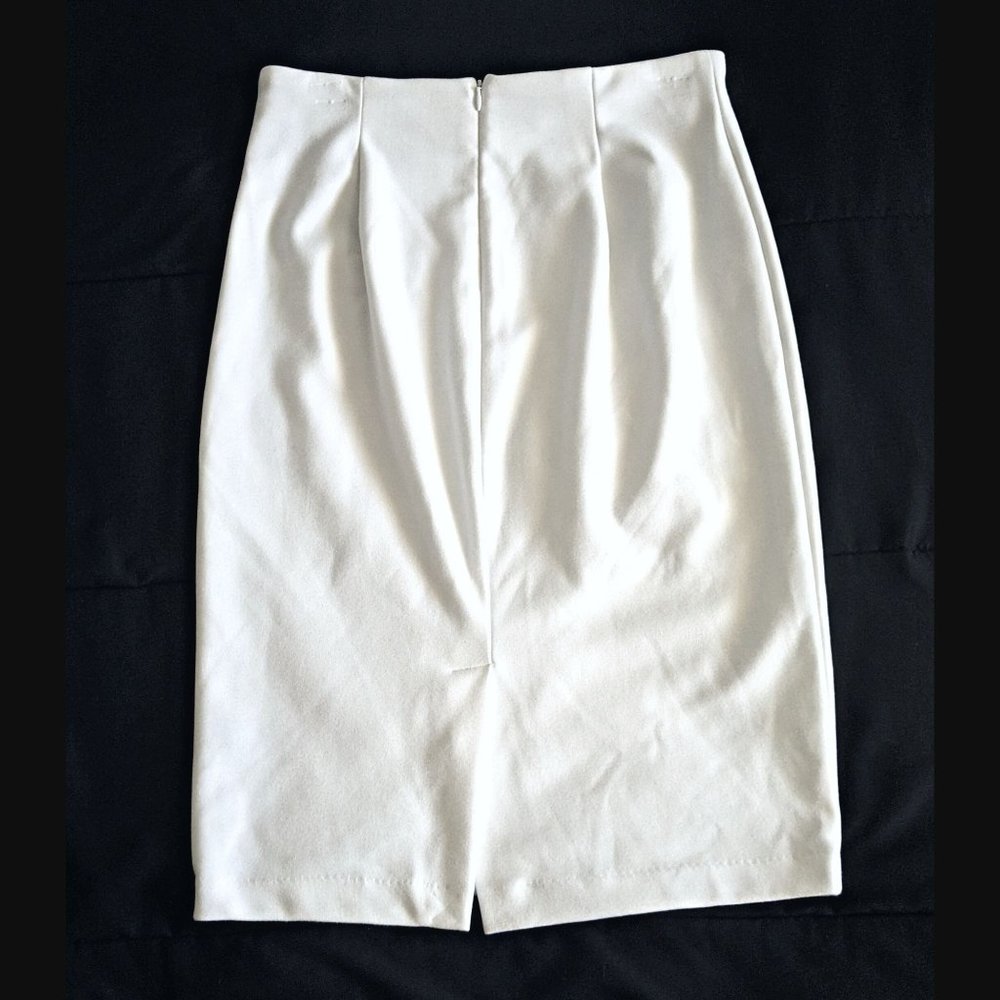 Premise White Pencil Skirt with Back Slit Size 4